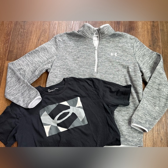Under Armour mens half zip gray cold gear fleece pullover and black tee - Picture 1 of 8